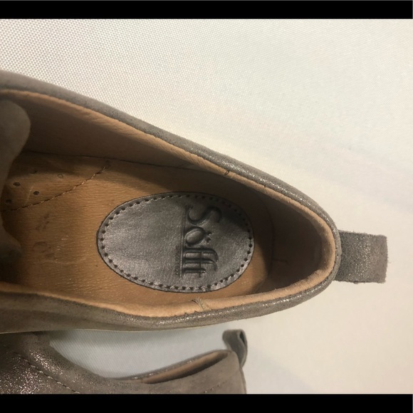 Taupe and black Sofft slip on shoes- NEW - Picture 3 of 7